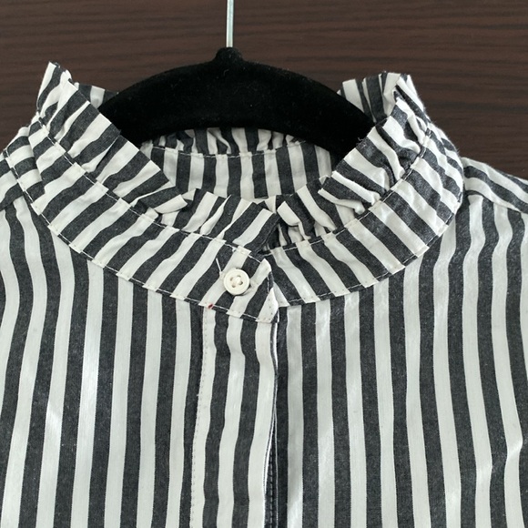 H&M button down shirt - Picture 3 of 6